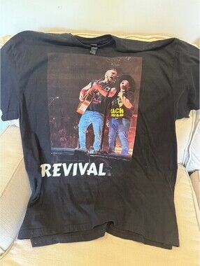 Sam Canty lead singer Texas country-rock band Treaty Oak Revival T-Shirt Tee